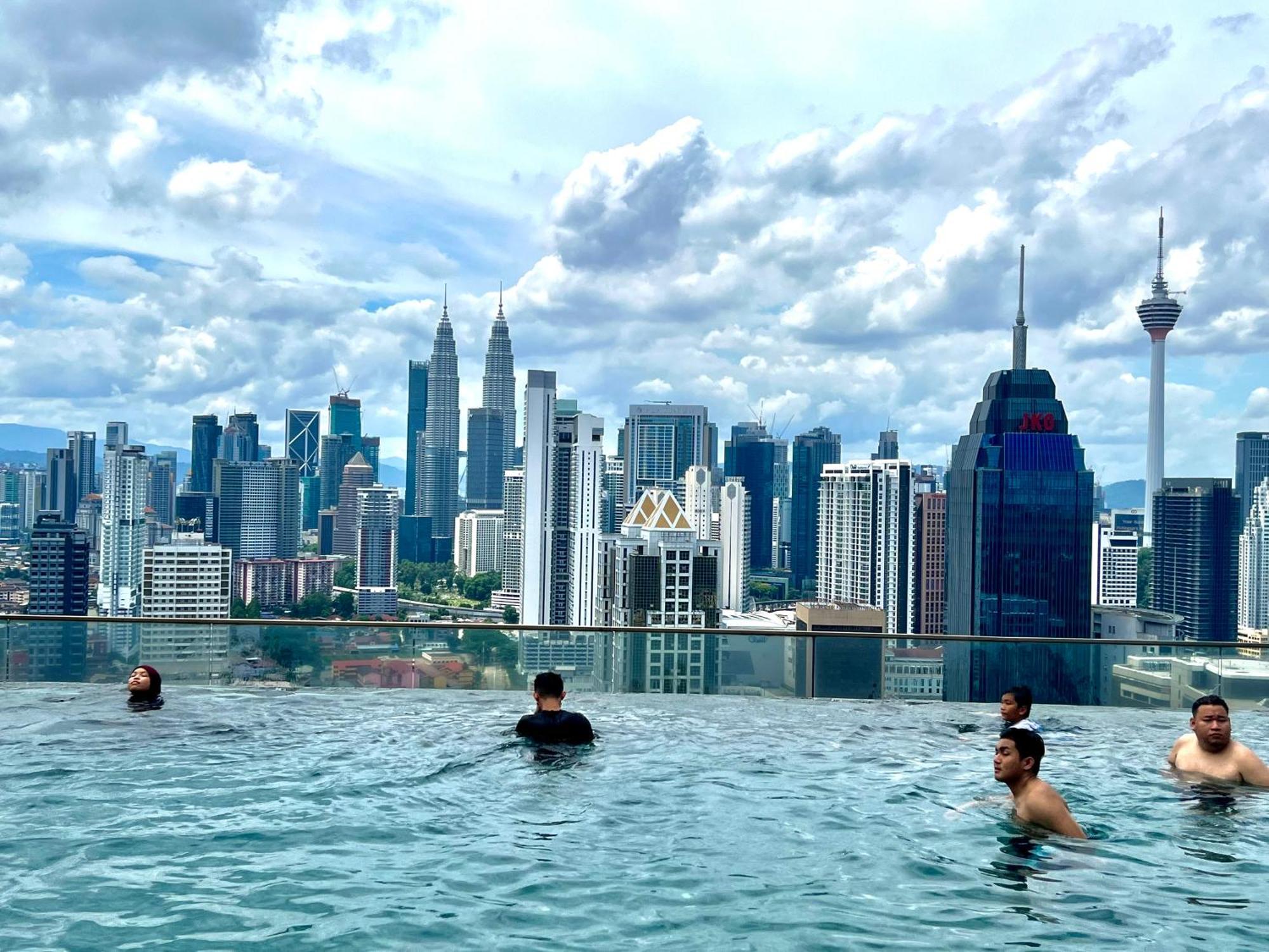 Regalia Service Suites Klcc Skypool Kuala Lumpur Kültér fotó