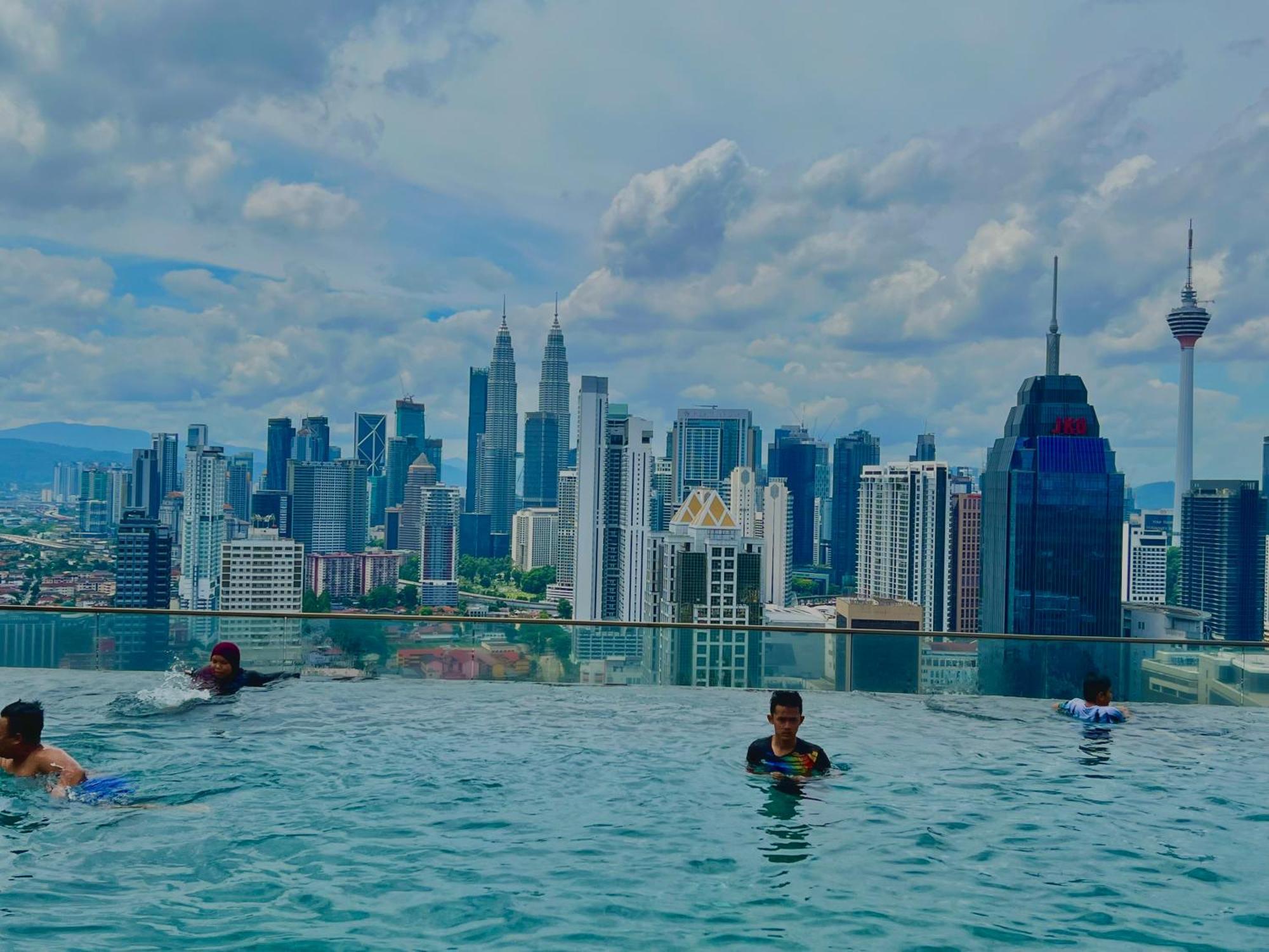 Regalia Service Suites Klcc Skypool Kuala Lumpur Kültér fotó